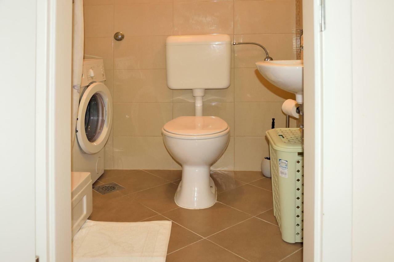 Apartament D *